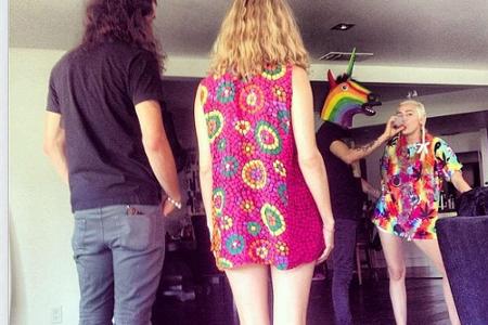 Partytime: Cyrus mit 