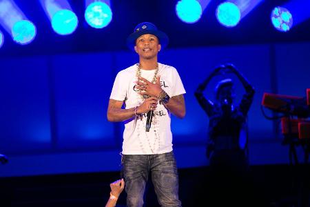08 Pharrell Williams Briaon To WENnwenn21861675.jpg