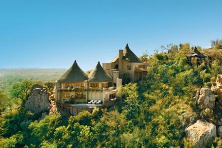 Logenblick auf Tiere und Drakenbergs: Rock Lodge in Südafrika