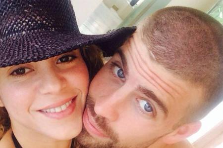 14 Shakira httpses-la.facebook.comshakira10463049_10152645974959560_8037413671526149782_n.jpg