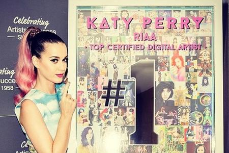 Katy Perry freut sich über ihre Auszeichnung