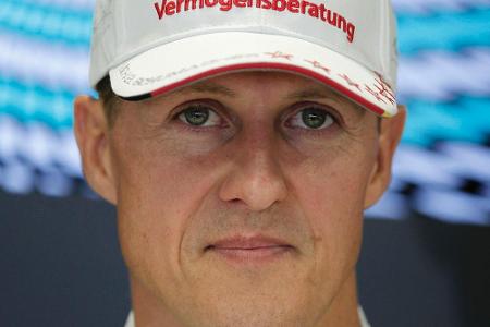 Nach Monaten im Koma ist Michael Schumacher aufgewacht und in eine Reha-Klinik verlegt worden