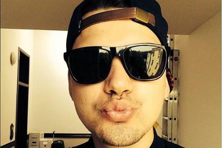 Knutsch-Selfie: Jimi Blue Ochsenknecht übt schon einmal für seine Film-Szene