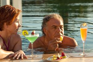 Markus (Christian Kohlund) und seine Ex-Frau Gabrielle (Fanny Stavjanik) verbringen trotz früherer Streitigkeiten eine gute ...