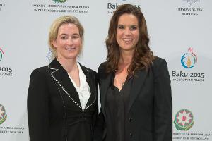 Claudia Pechstein (l.) und Katarina Witt freuen sich auf die Europaspiele in Baku