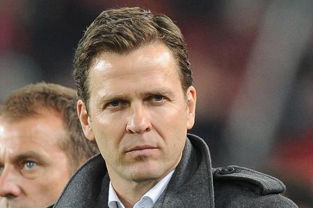 Oliver Bierhoff sieht den Umgang mancher Spieler mit Twitter und Co. kritisch