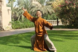Shaolin-Mönch Master Can als Gastlehrer in Dubai