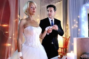 Ehemann Nummer fünf? Ben will Elisabeth zwingen, ihn zu heiraten. "Verbotene Liebe" läuft immer montags bis freitags um 18 U...