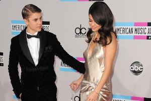 Reifer ist er nicht geworden - aber alles komplizierter: Justin Bieber und Selena Gomez im Jahr 2011
