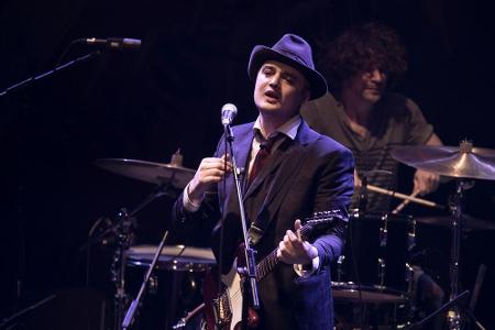 Pete Doherty im März 2014 bei einem Konzert der Babyshambles in London
