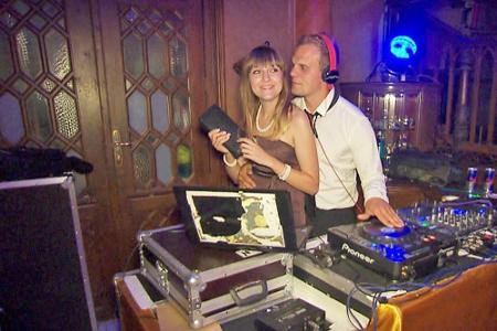 Schweinebauer Gunther und seine Auserwählte Jenny