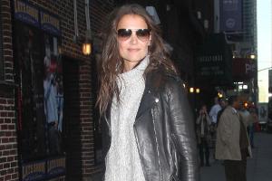 Katie Holmes auf dem Weg zur "Late Show" von David Letterman