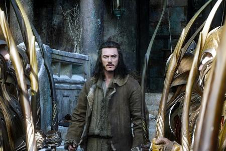 Thorin Eichenschild (Richard Armitage) macht sich bereit für den Kampf