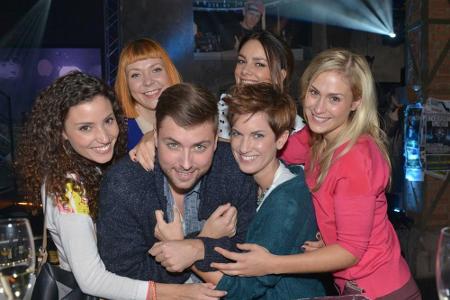 Die Kollegen freuen sich, sie haben Isabell Horn und Felix von Jascheroff wieder