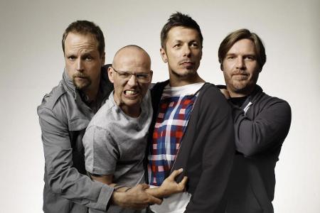 Die Jungs von den Fantastischen Vier machen es sich auf dem Chart-Thron bequem