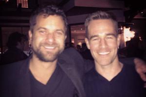 Freuen sich über ihr Wiedersehen: James Van Der Beek (r.) und Joshua Jackson