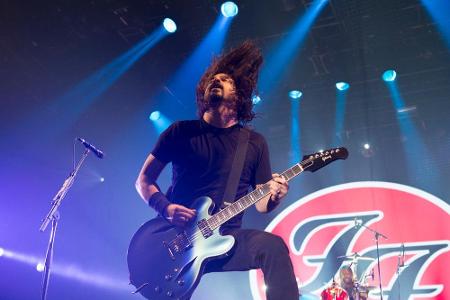 Dave Grohl und seine Foo Fighters werden bald wohl wieder häufiger auf den Bühnen zu sehen sein