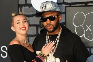 Geht da was? Miley Cyrus und Mike Will Made It bei den MTV Video Music Awards 2013
