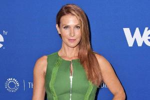 Da hat sie sich noch nichts anmerken lassen: Poppy Montgomery auf einem Kongress über Krimi-Heldinnen im Juni 2014