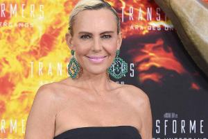 Natascha Ochsenknecht hat ihre eigene Tücher-Kollektion entworfen