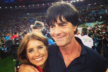 Cathy Fischer hat sich Jogi Löw für einen WM-Schnappschuss geangelt