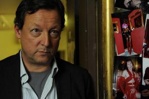 Kommissar von Meuffels ermittelt im Todesfall eines Transsexuellen