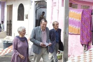 In Indien wartet ein exotisches Abenteuer auf Evelyn (Judi Dench, l.), Graham (Tom Wilkinson, M.) und Douglas (Bill Nighy, r.)