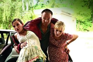 Hannes Jaenicke in der Familienkomödie "Allein unter Müttern"