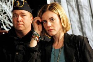 Reporterin Annika (M. Crépin) muss über den Mord an einer Fernsehmoderatorin berichten