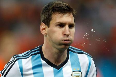 Lionel Messi: Tritt er am Sonntag aus Maradonas Schatten?