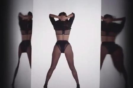 Jennifer Lopez' Rückansicht ist immer noch einen Blick wert