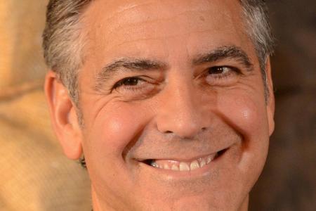 Welche Frau kann diesem Lächeln von George Clooney widerstehen?