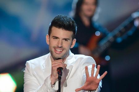 Jay Khan bei einem Auftritt mit seiner Band Großstadt Freunde