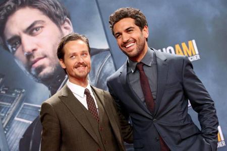 Tom Schilling (li.) und Elyas M'Barek (re.) bei der Premiere ihres Films 