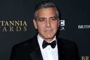 Die Frauen liegen ihm zu Füßen: Hollywood-Star George Clooney