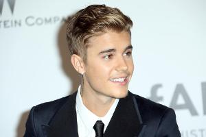 Das Lachen könnte Justin Bieber bald vergehen: Die Polizei ermittelt gegen ihn