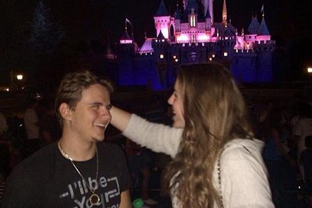 Prince Jackson mit seiner Nikita Bess Anfang September in Disneyland