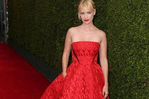 January Jones bei der 66. "Emmy"-Verleihung