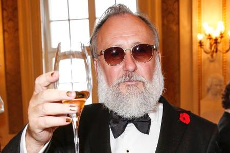 Prost! Auch Friedrich Lichtenstein genoss den edlen Tropfen