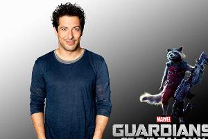 Fahri Yardim synchronisiert in "Guardians oft the Galaxy" den Waschbären Rocket Racoon