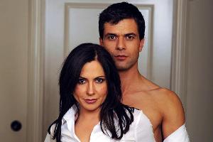 Verena Funks (Simone Thomalla) Bekanntschaft gibt sich als Typberater aus, ist in Wahrheit aber Stripper