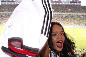 Sängerin und Deutschland-Fan Rihanna beim WM-Finale in Rio de Janeiro