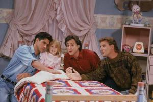 Von links nach rechts: Onkel Jesse, Nesthäkchen Michelle, Vater Danny und Familienfreund Joey