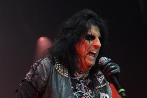 Alie Cooper kann sich über die "Hall of Fame"-Mitgliedschaft freuen
