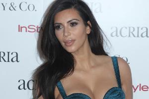 Kim Kardashian zeigt gerne ihre Vorzüge