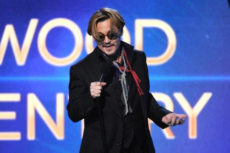 Johnny Depps bizarrer Auftritt bei den Hollywood Press Awards sorgte für Aufsehen