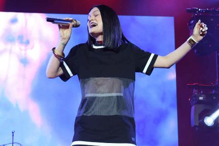 Jessie J fällt immer wieder mit ihrem trendigen Look auf