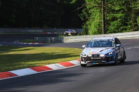 Hyundai i30 N - Startnummer #92 - 24h-Rennen Nürburgring 2017 - Nordschleife - Sonntag - 28.5.2017