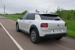 Citroen Advanced Comfort Fahrwerk Fahrbericht C4 Cactus 2017