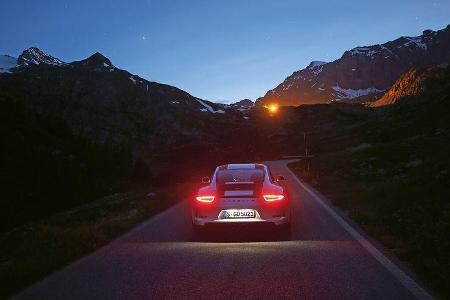 Porsche 911 R - Sportwagen - Sechsganghandschaltung - Saugmotor - Boxer - Test